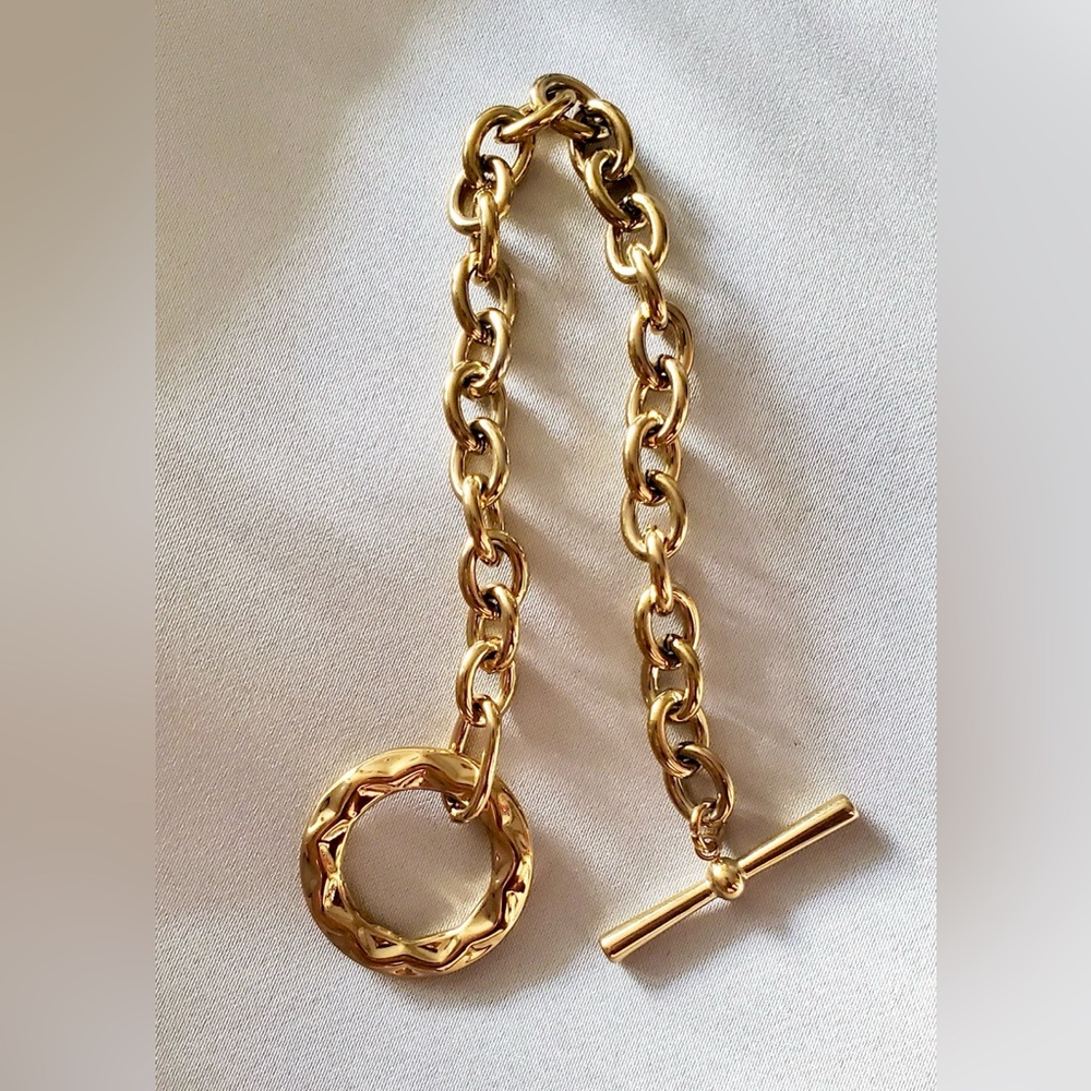 Chunky Gold T Bar Toggle Bracelet